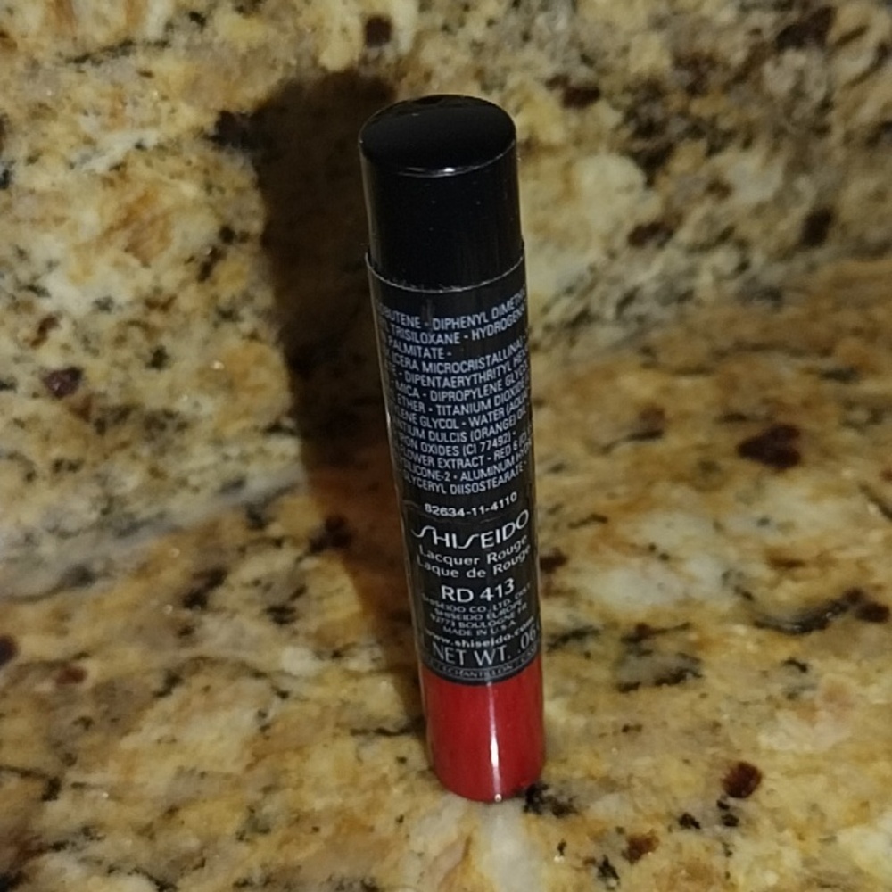 New shiseido lacquer rouge